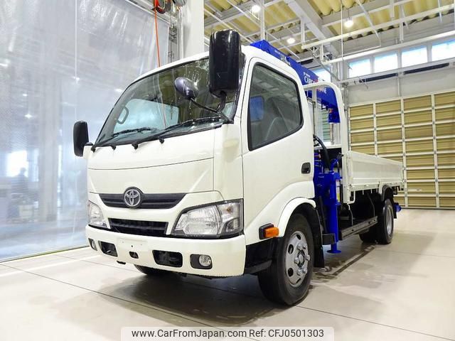 toyota dyna-truck 2016 GOO_NET_EXCHANGE_1230336A30241108W002 image 1