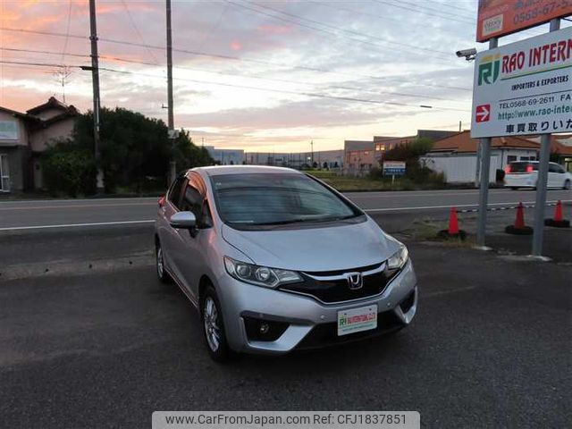 honda fit 2016 CFJ1837851 image 2