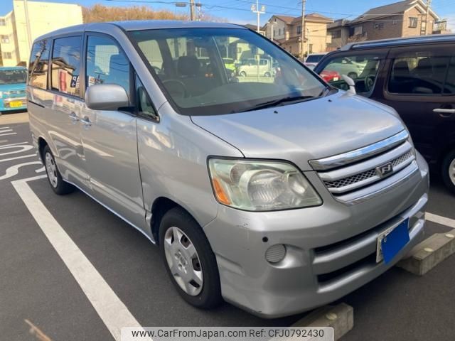 toyota noah 2007 -TOYOTA--Noah DBA-AZR60G--AZR60-3128670---TOYOTA--Noah DBA-AZR60G--AZR60-3128670- image 1