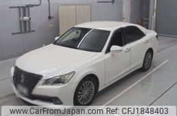 toyota crown 2014 CFJ1848403