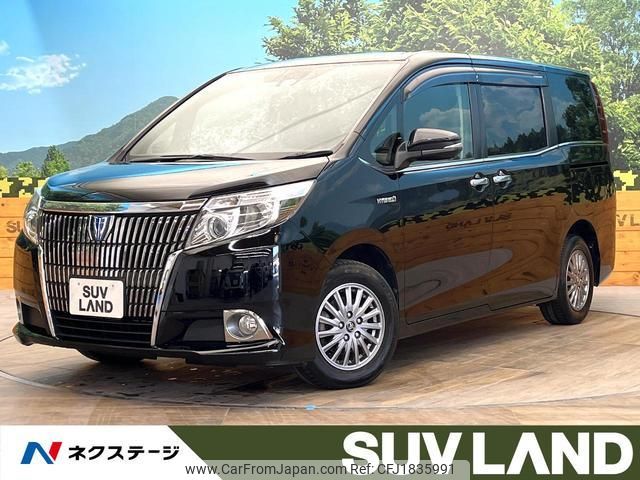 toyota esquire 2017 CFJ1835991 image 1