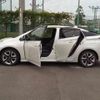 toyota prius 2015 quick_quick_DAA-ZVW50_ZVW50-8002240 image 9