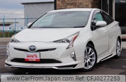 toyota prius 2016 -TOYOTA--Prius ZVW51--6011137---TOYOTA--Prius ZVW51--6011137-