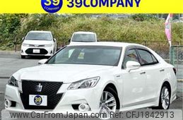toyota crown 2014 CFJ1842913