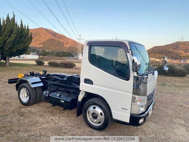 mitsubishi-fuso canter 2016 GOO_NET_EXCHANGE_0720249A30241230W002 image 1