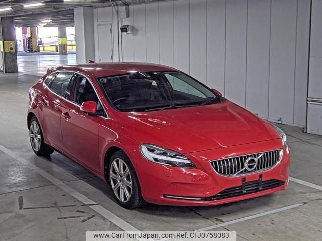 volvo v40 2018 -VOLVO--Volvo V40 YV1MVA8RDK2547513---VOLVO--Volvo V40 YV1MVA8RDK2547513- image 1