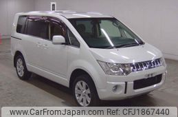 mitsubishi delica-d5 2012 CFJ1867440