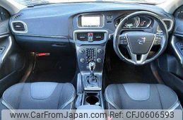 volvo v40 2014 504928-926995