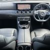 mercedes-benz e-class 2018 quick_quick_213042C_WDD2130422A366136 image 3