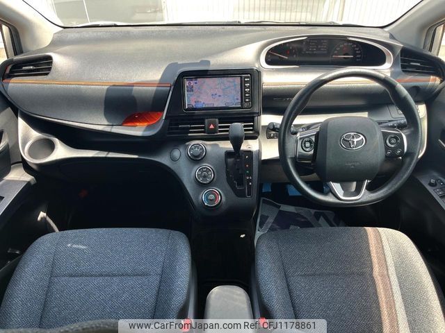toyota sienta 2017 -TOYOTA--Sienta DBA-NSP170G--NSP170-7118243---TOYOTA--Sienta DBA-NSP170G--NSP170-7118243- image 2