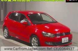 volkswagen polo 2014 -VOLKSWAGEN 【大阪 504ｿ4503】--VW Polo 6RCBZ-EU019525---VOLKSWAGEN 【大阪 504ｿ4503】--VW Polo 6RCBZ-EU019525-