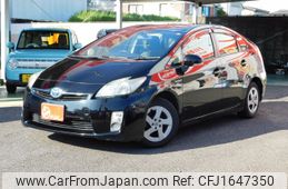 toyota prius 2011 CFJ1647350