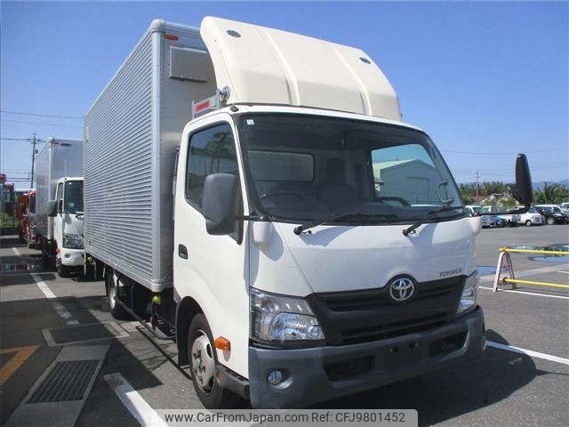 toyota toyoace 2016 -TOYOTA--Toyoace XZU710-0016745---TOYOTA--Toyoace XZU710-0016745- image 1