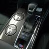 toyota crown-hybrid 2020 CFJ1671514 image 8