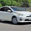 toyota aqua 2013 -TOYOTA--AQUA DAA-NHP10--NHP10-2205994---TOYOTA--AQUA DAA-NHP10--NHP10-2205994- image 1