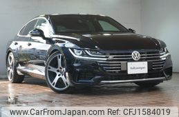 volkswagen arteon 2018 CFJ1584019