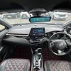 toyota c-hr 2017 -TOYOTA--C-HR DAA-ZYX10--ZYX10-2058536---TOYOTA--C-HR DAA-ZYX10--ZYX10-2058536- image 17