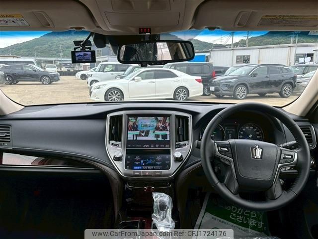 toyota crown-hybrid 2016 CFJ1724176 image 2