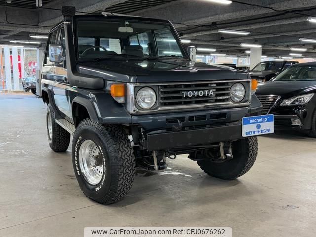 toyota landcruiser-70 1990 quick_quick_PZJ70V_PZJ70-0002609 image 1