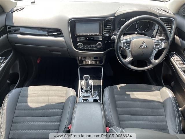 mitsubishi outlander-phev 2018 -MITSUBISHI--Outlander PHEV 5LA-GG3W--GG3W-0601948---MITSUBISHI--Outlander PHEV 5LA-GG3W--GG3W-0601948- image 2