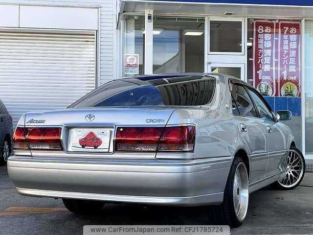 toyota crown 2002 CFJ1785724 image 2