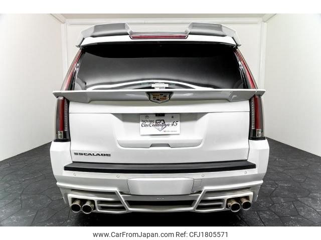 cadillac escalade 2017 CFJ1805571 image 2