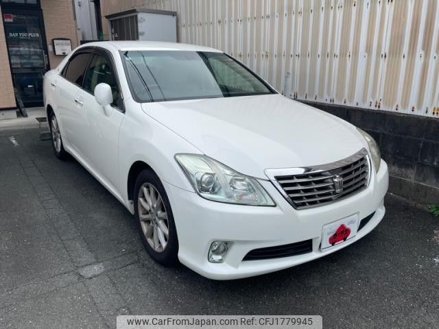 toyota crown 2012 CFJ1779945 image 1