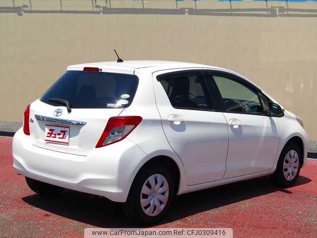 toyota vitz 2013 TE5045 image 1