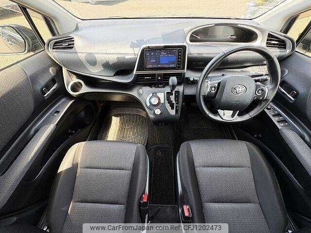 toyota sienta 2022 504928-929961 image 1