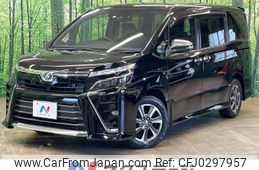 toyota voxy 2018 -TOYOTA--Voxy DBA-ZRR80W--ZRR80-0395261---TOYOTA--Voxy DBA-ZRR80W--ZRR80-0395261-