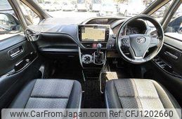 toyota voxy 2018 504928-929771