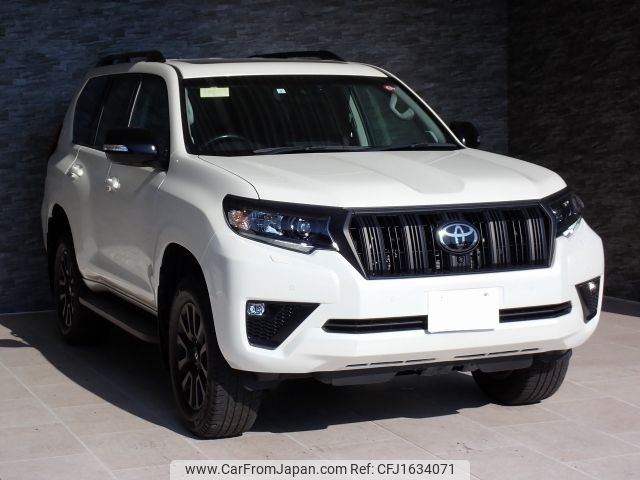 toyota land-cruiser-prado 2023 CFJ1634071 image 2