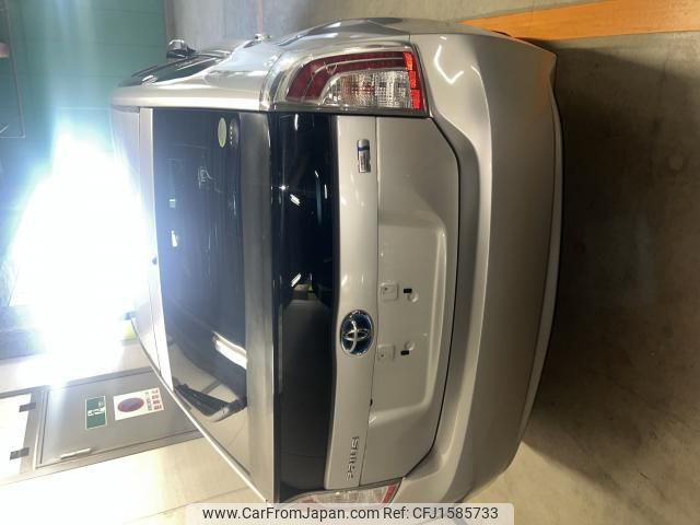 toyota prius 2013 CFJ1585733 image 2