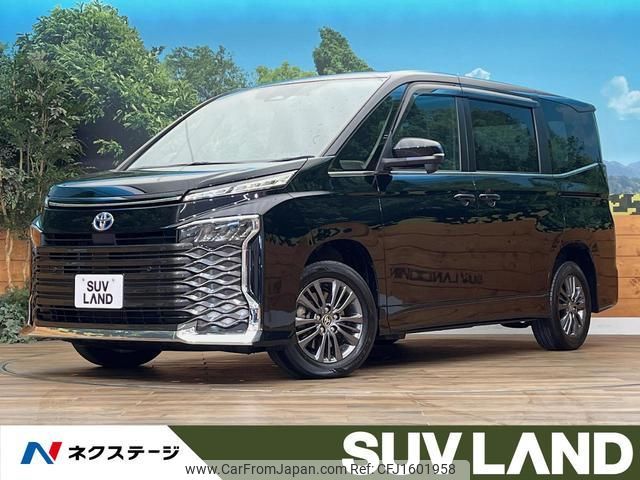 toyota voxy 2023 CFJ1601958 image 1