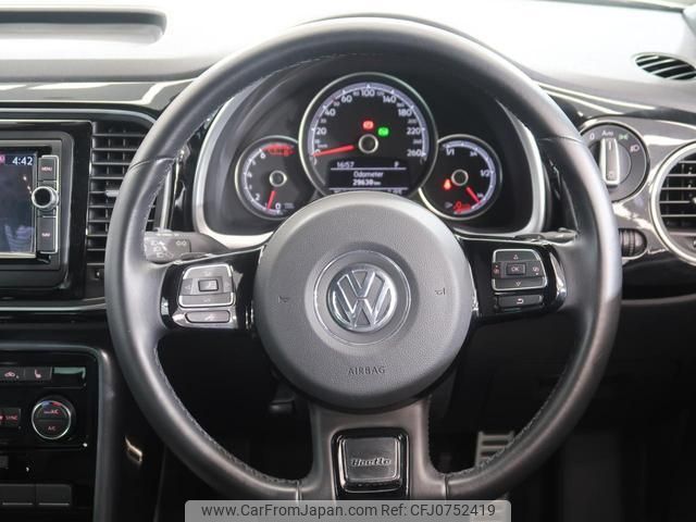 volkswagen the-beetle 2019 quick_quick_16CZD_WVWZZZ16ZKM716209 image 2