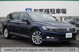 volkswagen passat-variant 2018 -VOLKSWAGEN--VW Passat Variant DBA-3CCZE--WVWZZZ3CZJE042954---VOLKSWAGEN--VW Passat Variant DBA-3CCZE--WVWZZZ3CZJE042954-