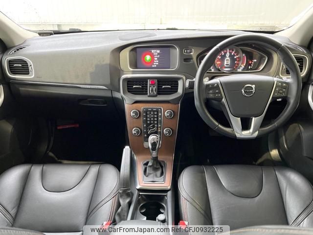 volvo v40 2020 quick_quick_MB420XC_YV1MZ402CK2188341 image 2