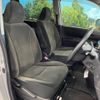 toyota noah 2012 CFJ1568642 image 8
