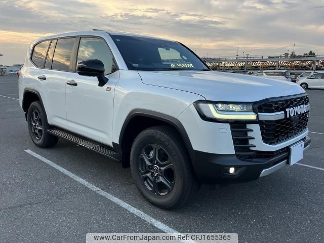toyota land-cruiser 2024 CFJ1655365 image 1