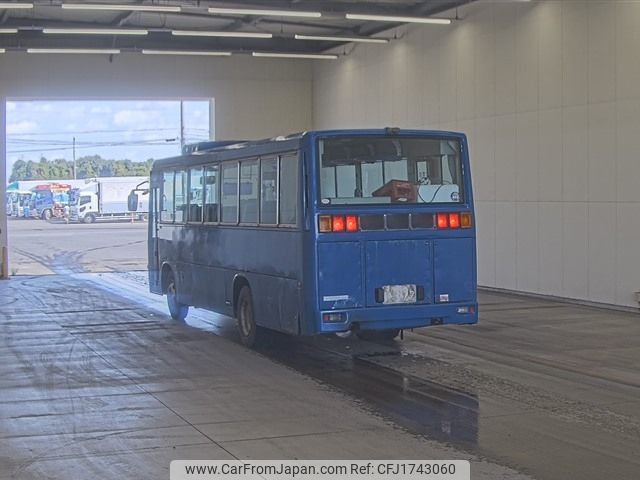 isuzu journey-bus 1997 CFJ1743060 image 2