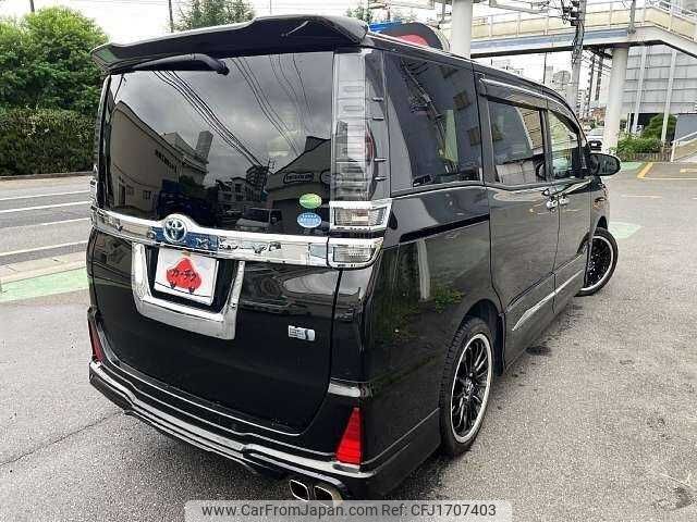toyota voxy 2020 CFJ1707403 image 2