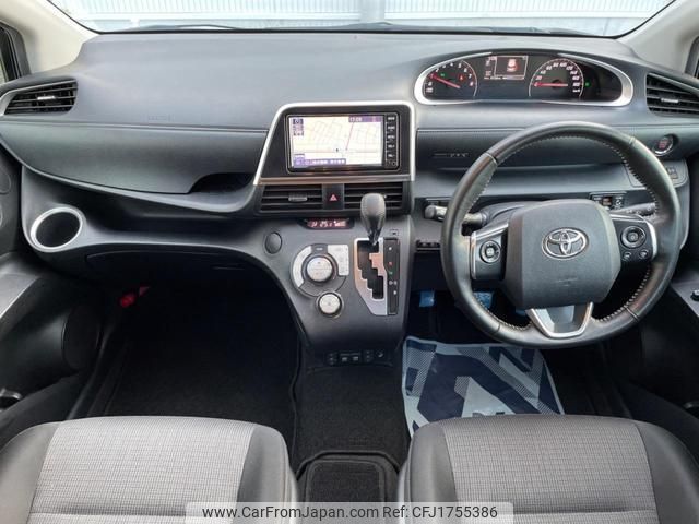 toyota sienta 2021 CFJ1755386 image 2