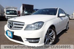 mercedes-benz c-class 2012 REALMOTOR_N2023100338F-12