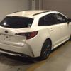 toyota corolla-touring-wagon 2019 -TOYOTA--Corolla Touring ZWE211W-6010406---TOYOTA--Corolla Touring ZWE211W-6010406- image 2