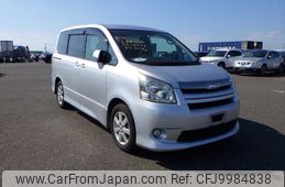 toyota noah 2010 NIKYO_BJ20576