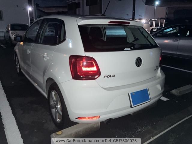 volkswagen polo 2015 CFJ7806023 image 2