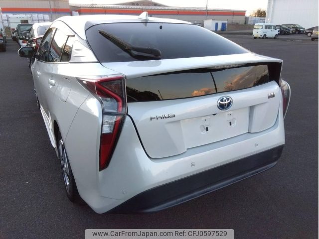 toyota prius 2017 -TOYOTA--Prius ZVW51--ZVW51-8035460---TOYOTA--Prius ZVW51--ZVW51-8035460- image 2