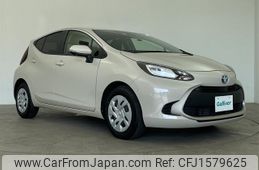 toyota aqua 2022 CFJ1579625
