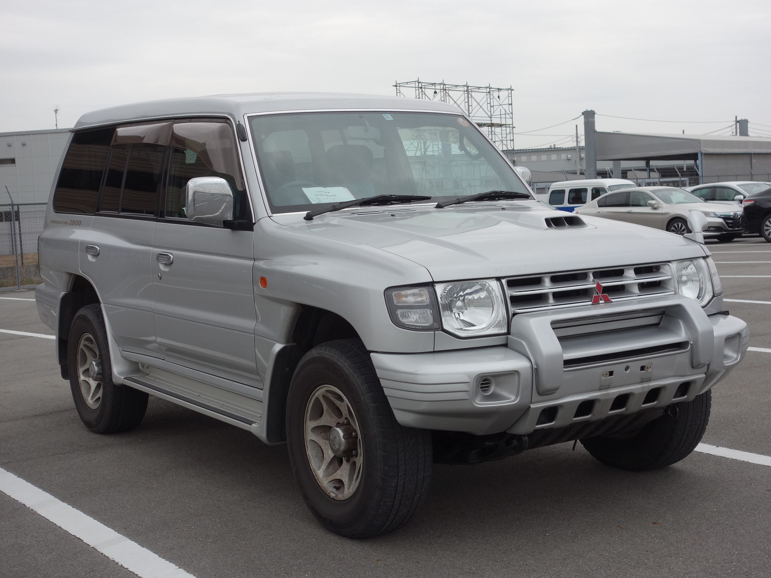 大幅値下げ★【希少品】PAJERO ラジコンカー ラジコンカー（三菱パジェロ） - メルカリ