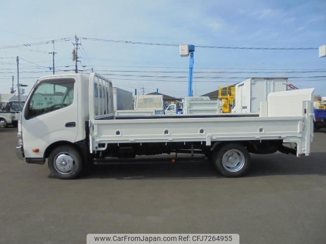 toyota dyna-truck 2012 GOO_NET_EXCHANGE_0840105A30220218W003 image 2